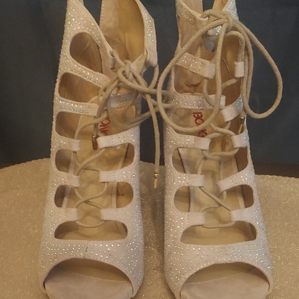 Elegant Cream Lace-Up Heels